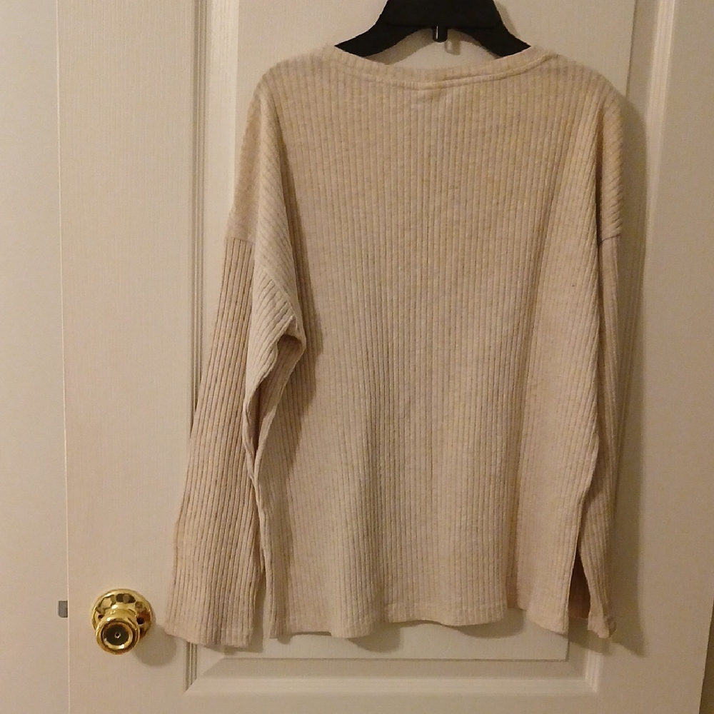 H&M Cream Ribbed Top - Picture 3 of 4
